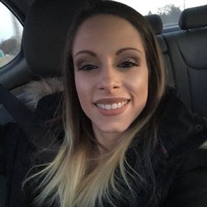 Meet your Posher, Danielle